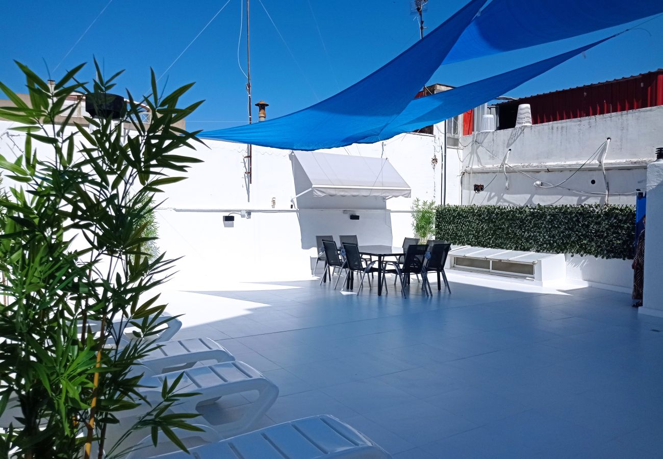 Ferienwohnung in Playa de Gandía - Apto Levante 4 Solo Familias!
