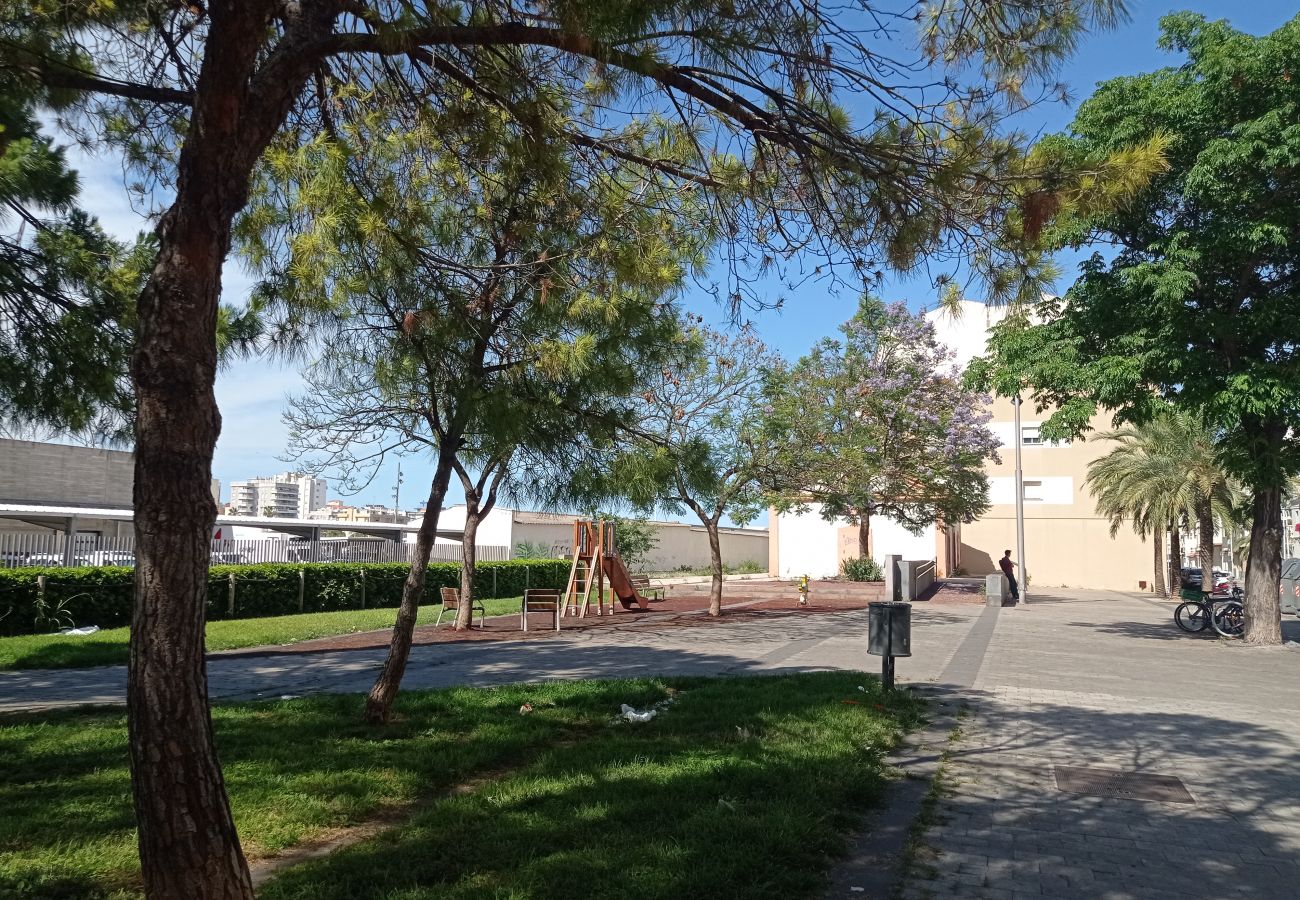 Ferienwohnung in Playa de Gandía - Apto Levante 4 Solo Familias!