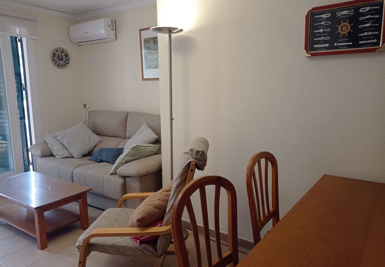 Apartment in Playa Xeraco - Deltamar 62 Solo Familias!