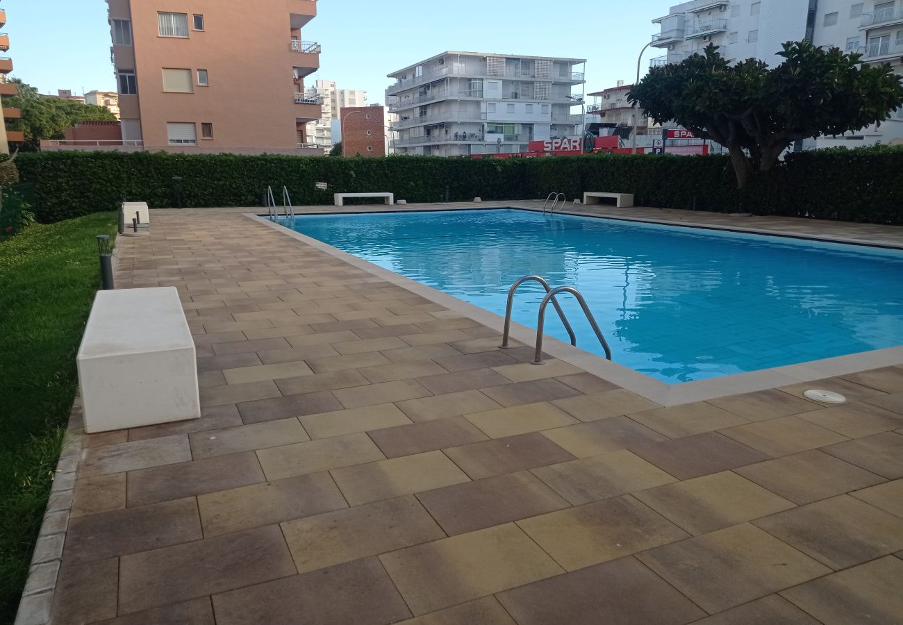 Apartment in Playa de Gandía - Cantabria 10º, Solo Familias!