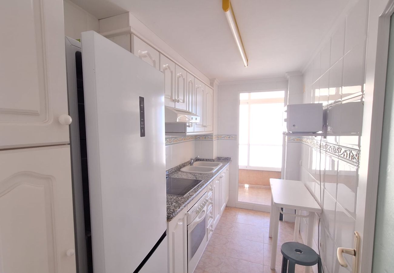 Apartment in Playa Xeraco - Parquemar III-IV bl.I esc.B 4º pta.8 Solo Familias