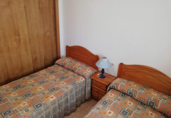 Apartment in Playa Xeraco - 4.Parquemar III-IV bl.I esc.C 1º pta.1