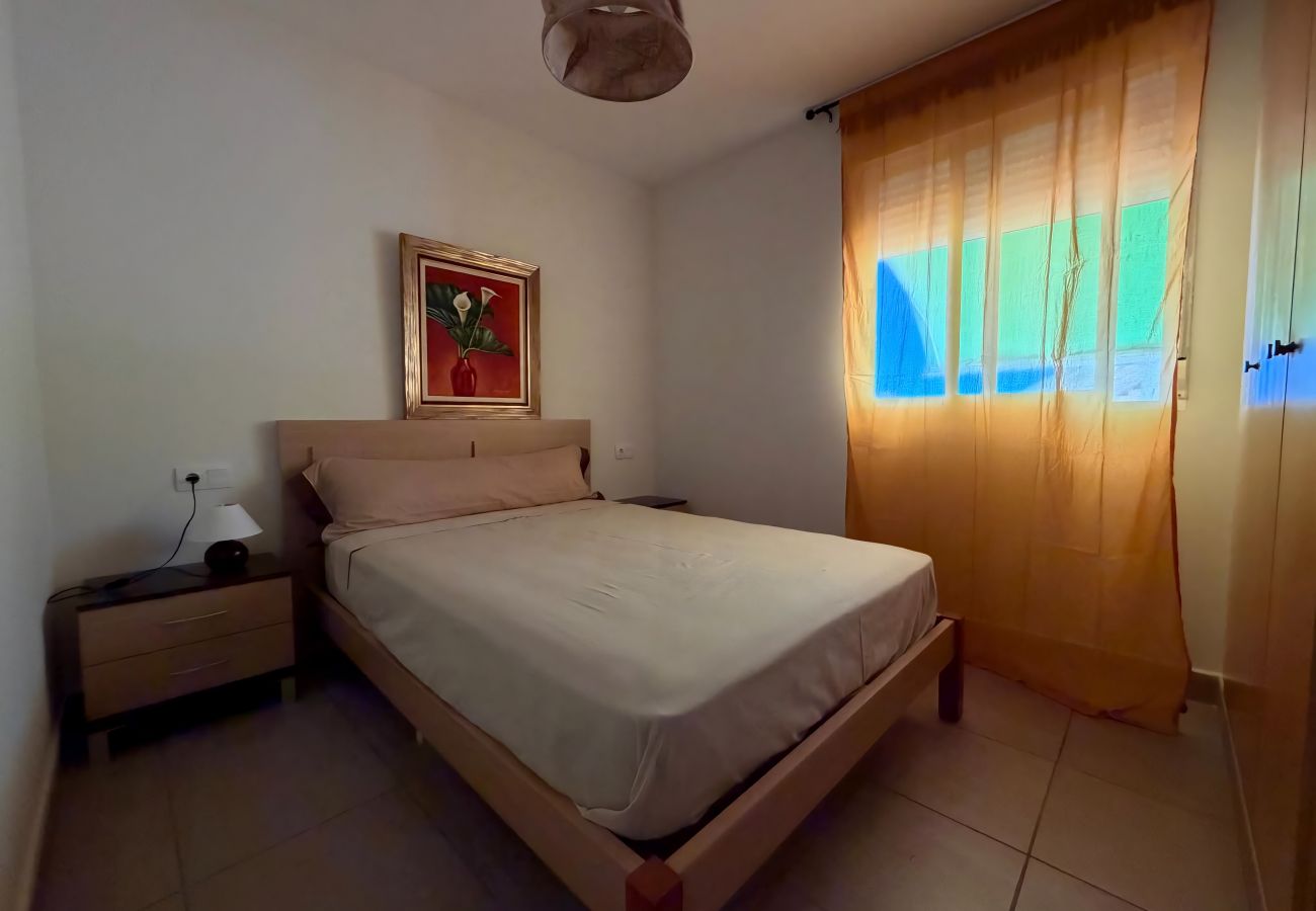 Apartment in Playa Xeraco - Delfines III bl.IV esc.3 2º Solo Familias!