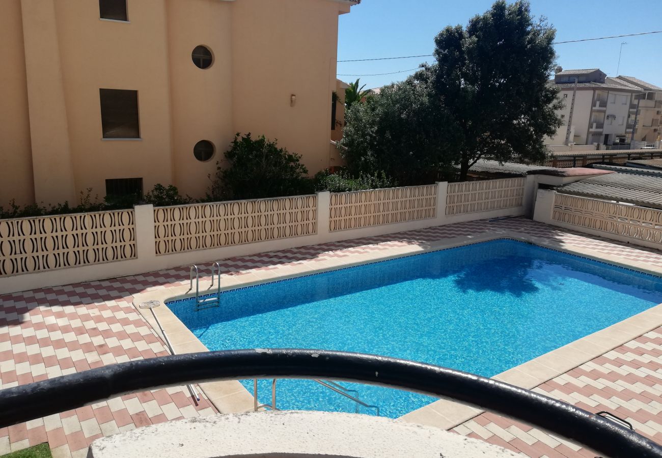 Apartment in Playa Xeraco - Caribe 1º Solo Familias