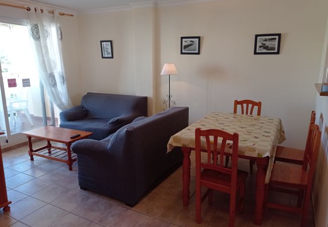 Apartment in Xeraco Playa - Solmar II 12 - 2º (garaje 18) Apartment in Xeraco Playa - Solmar II 12 - 2º (garaje 18)