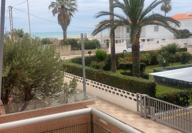 Apartment in Xeraco Playa - 4.Avda La Mota 10 1º A dcha. Apartment in Xeraco Playa - 4.Avda La Mota 10 1º A dcha.