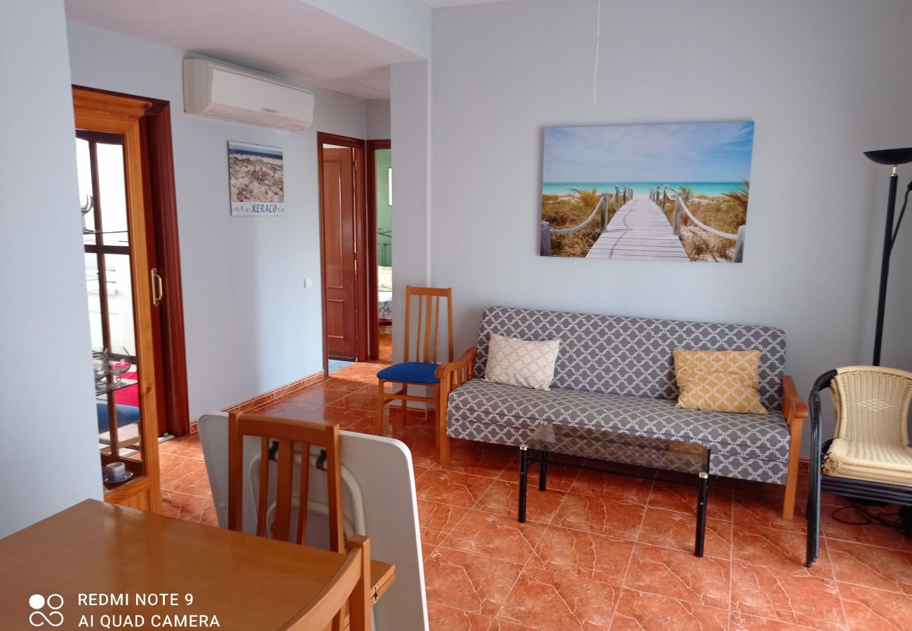 Apartment in Playa Xeraco - 4.Avda La Mota 10 1º A dcha.