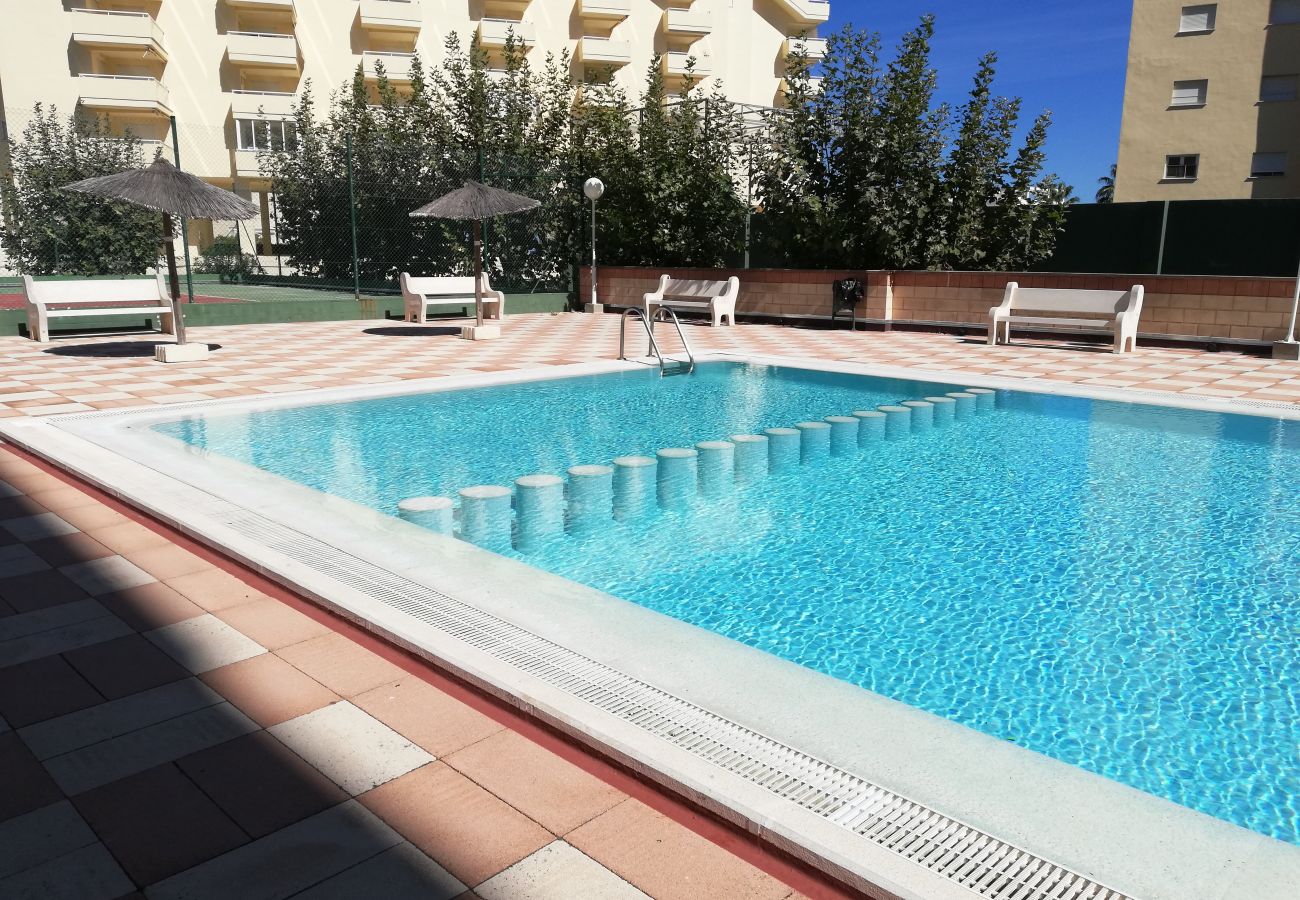 Apartment in Playa Xeraco - Mar Azul esc.II 6º pta.16 Only Families