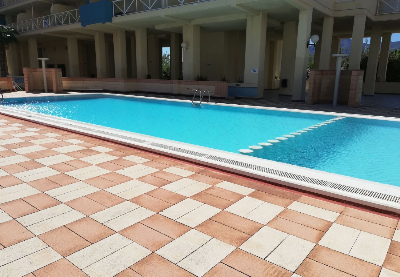 Apartment in Playa Xeraco - Mar Azul esc.II 6º pta.16 Only Families