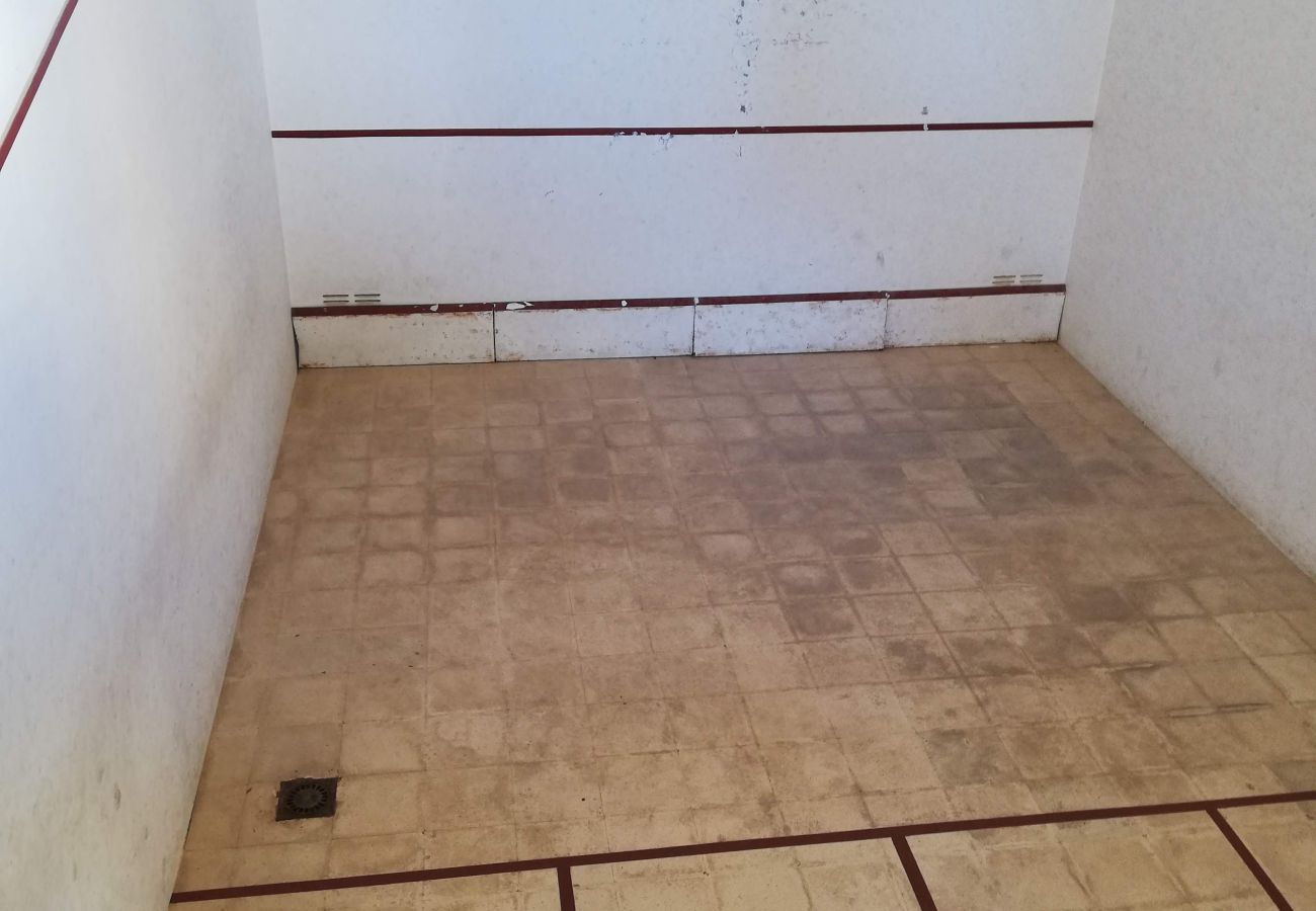 Apartment in Playa Xeraco - Mar Azul esc.II 6º pta.16 Only Families