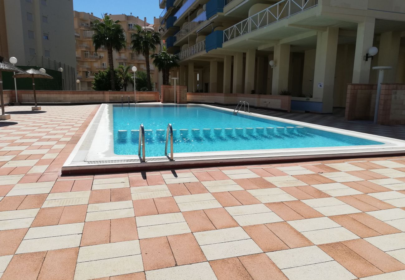 Apartment in Playa Xeraco - Mar Azul esc.II 6º pta.16 Only Families