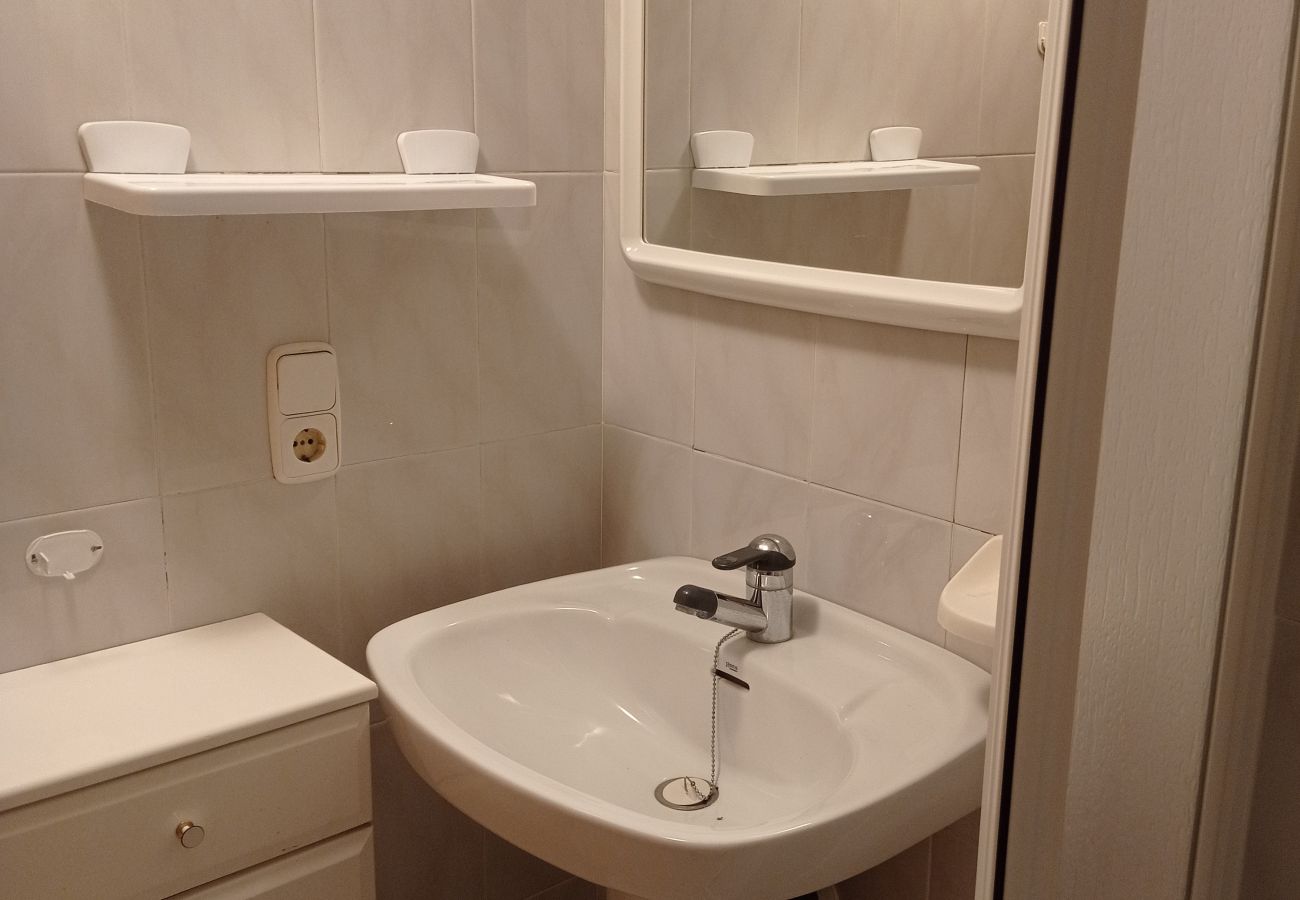 Apartment in Playa Xeraco - Mar Azul esc.II 6º pta.16 Only Families