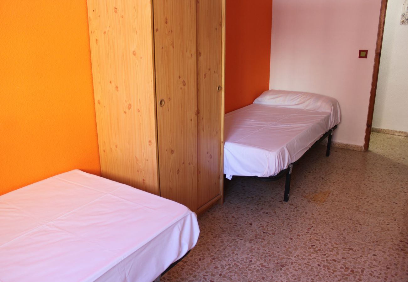 Apartment in Playa Xeraco - Wimpy Esc. B 1º pta 3