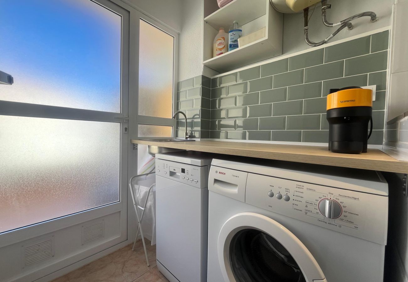 Apartment in Playa Xeraco - 4.Parquemar III-IV bl.I esc.C 5º pta.9