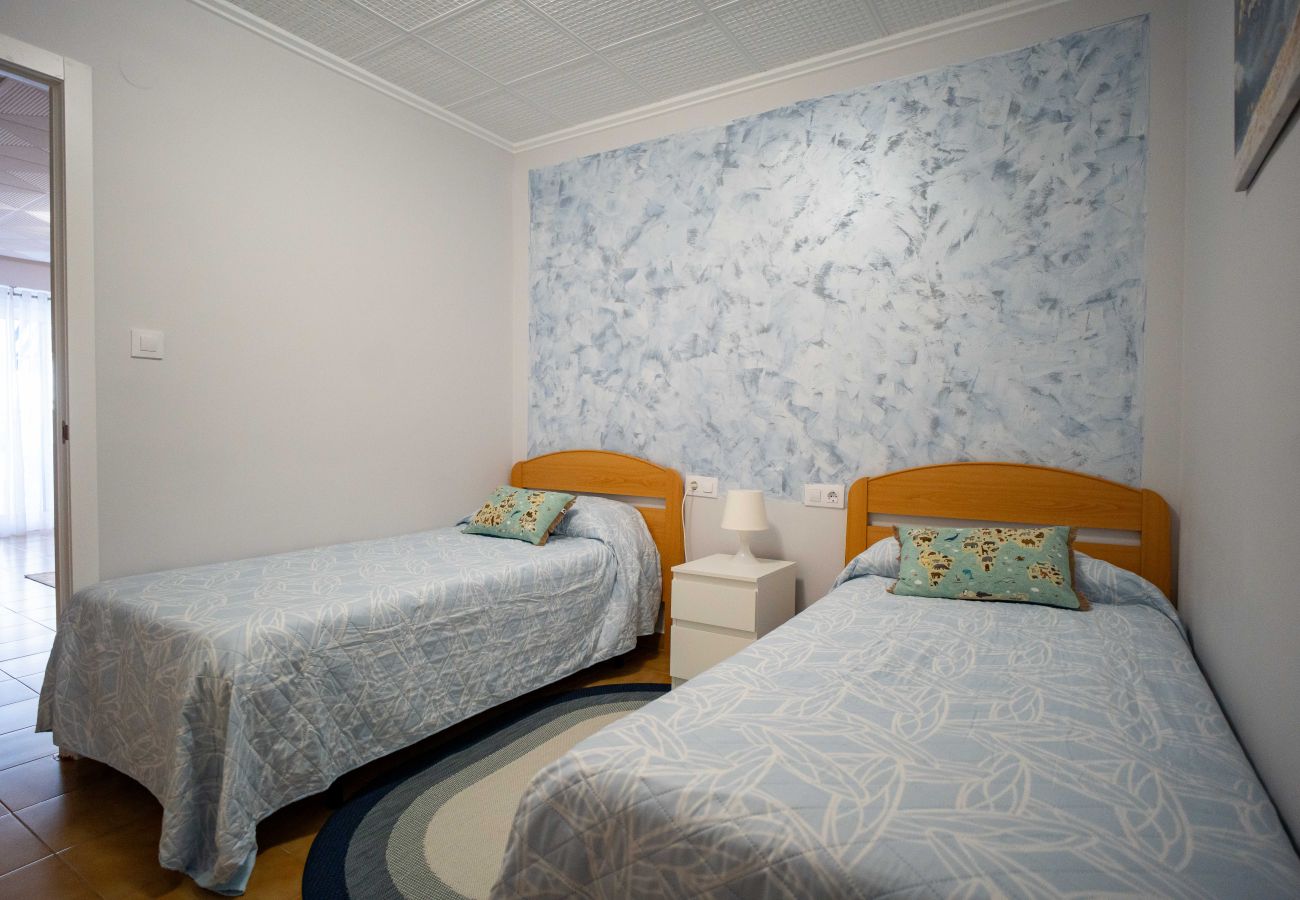 Apartment in Playa de Gandía - 1.Capricho esc.III bajo izda. B