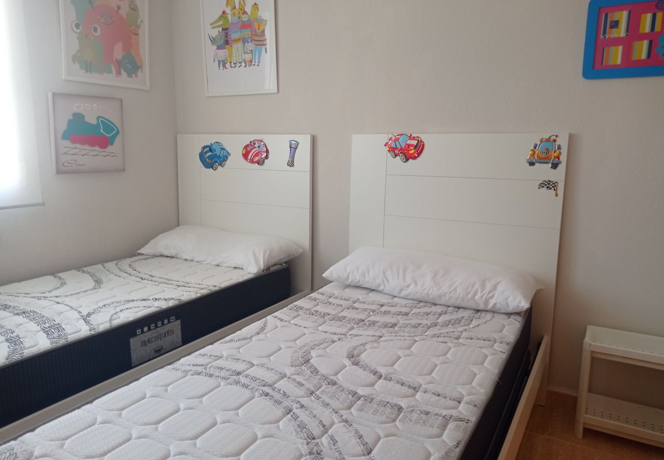 Apartment in Playa Xeraco - Delfines V bl.I esc.III 2º pta.6