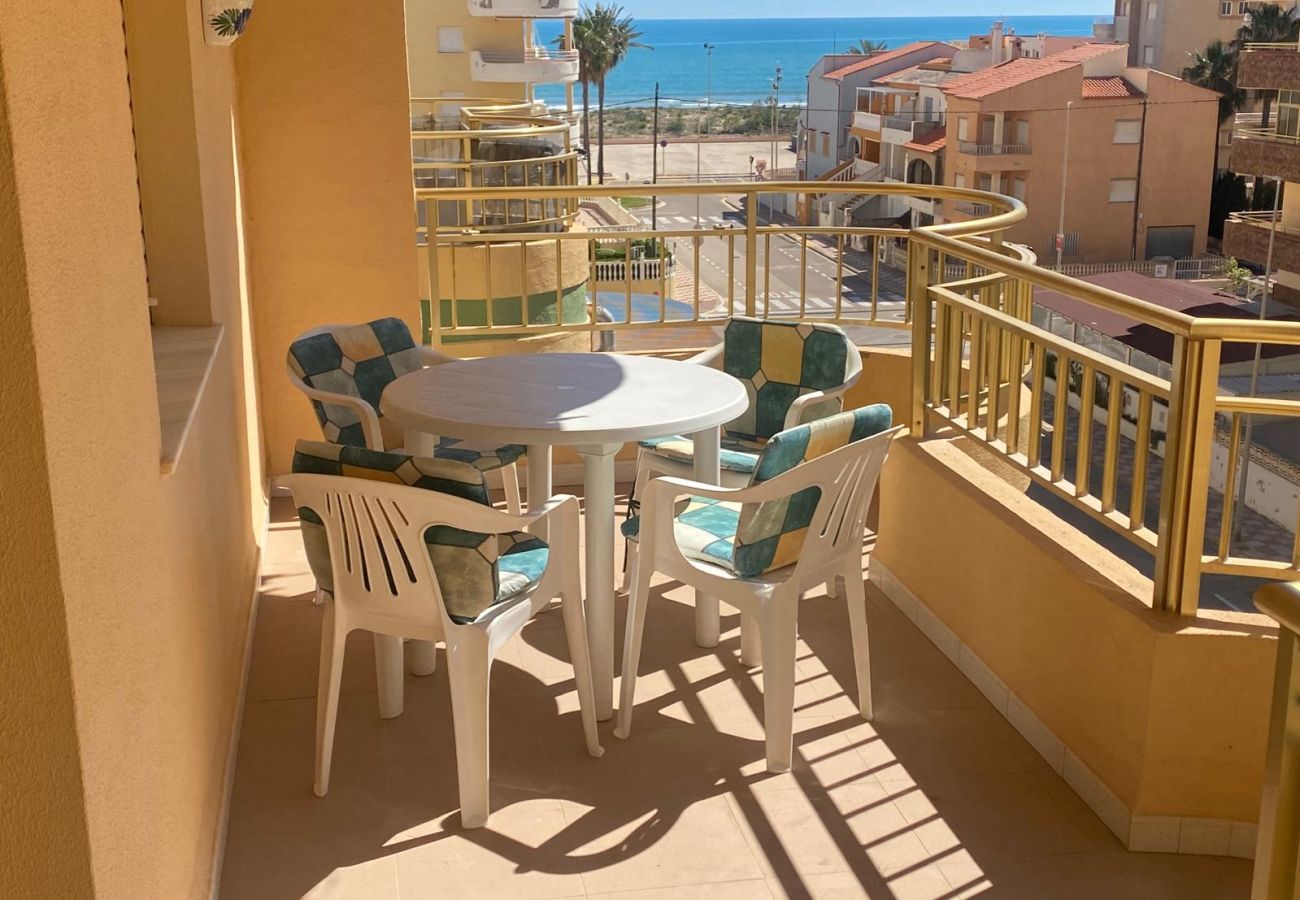 Apartment in Playa Xeraco - Monduber E.3 3º Solo Familias!