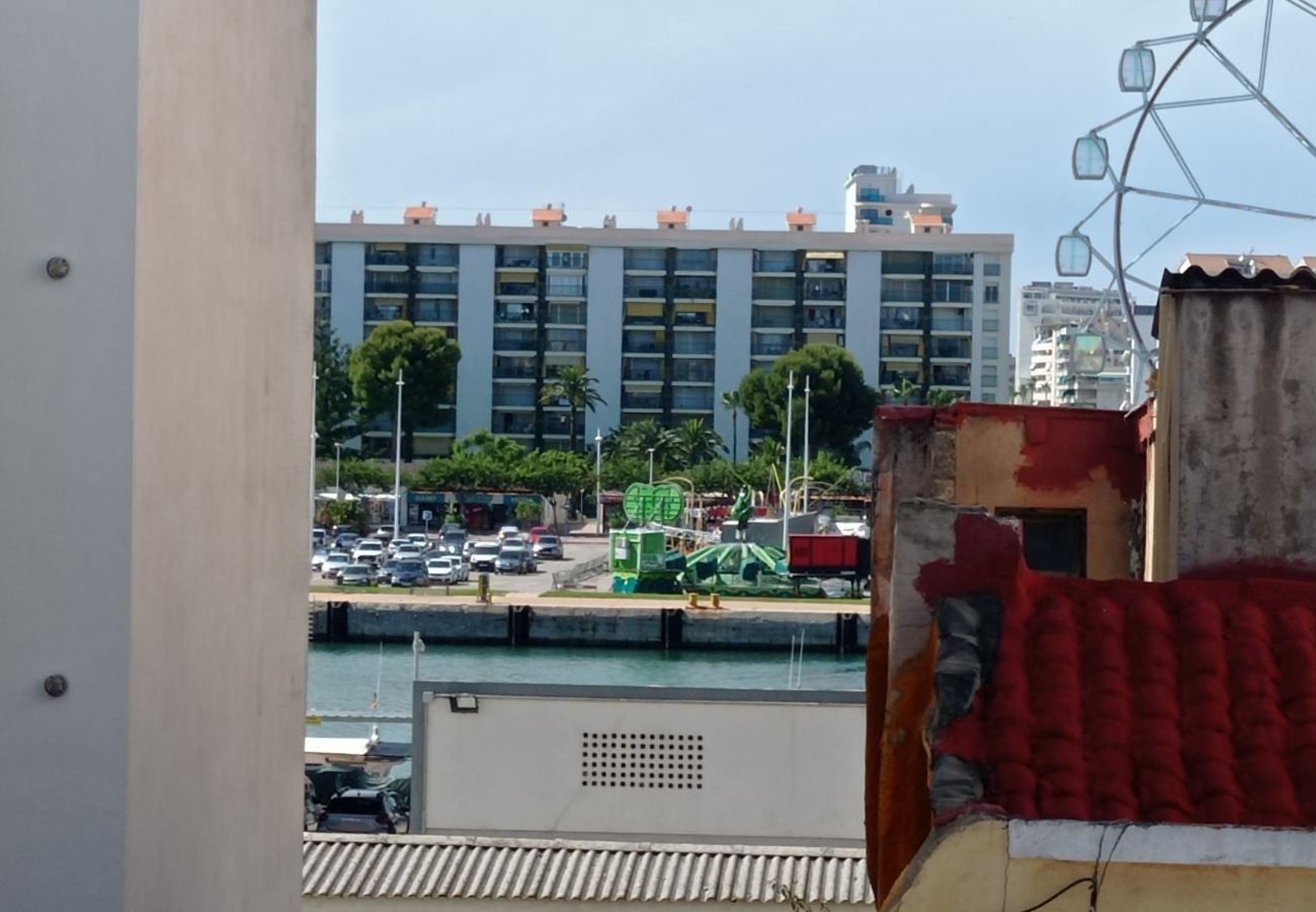 Apartment in Playa de Gandía - Apto Levante 4 Solo Familias!