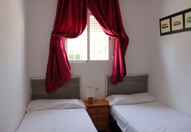 Appartement à Xeraco Playa - Delfines II bl.III esc.III bajo pta.1 (garaje # 08 Appartement à Xeraco Playa - Delfines II bl.III esc.III bajo pta.1 (garaje # 08