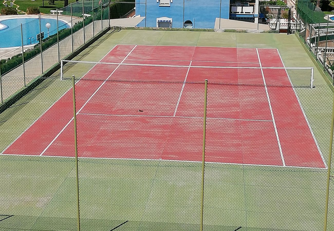 Terrain de tennis