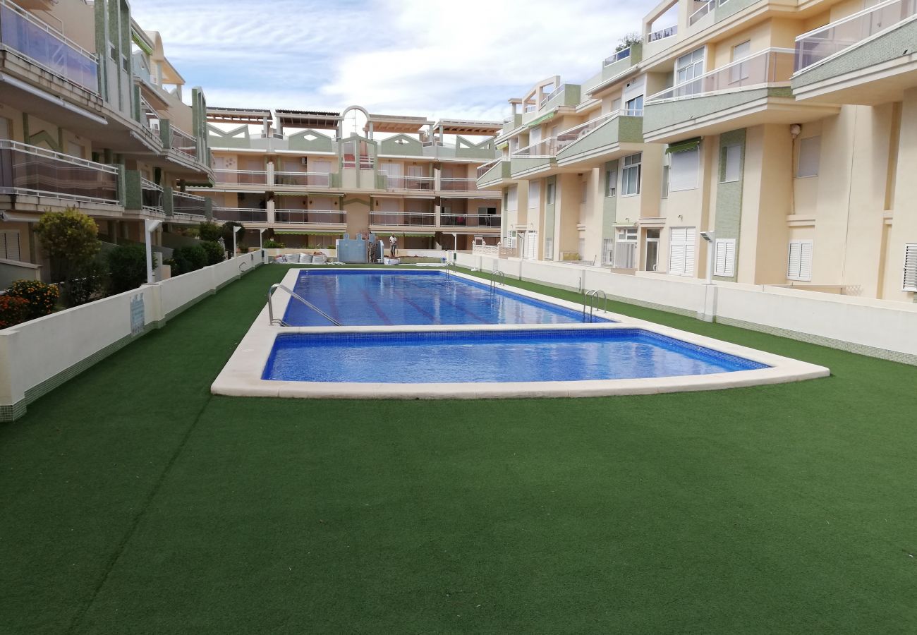 Lägenhet i Playa Xeraco - 4.Delfines III bl.IV esc.3 bajo pta.2