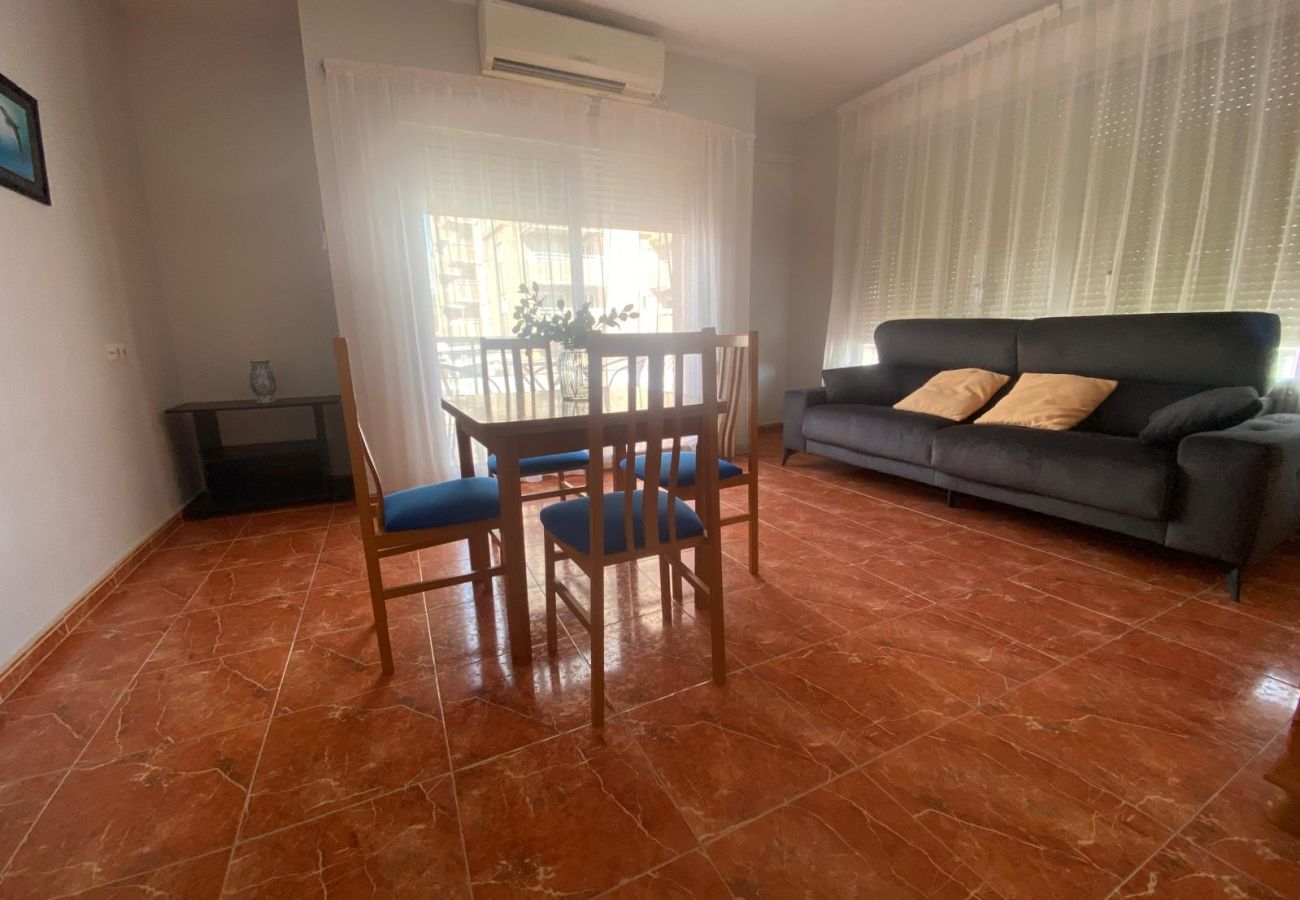 Lägenhet i Playa Xeraco - Avda La Mota 1º B Solo Familias!