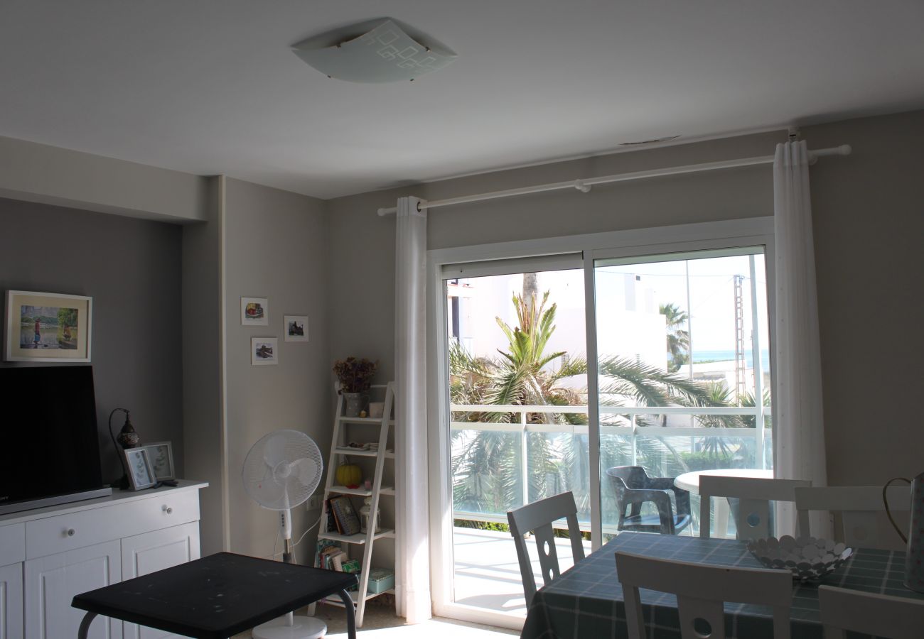 Lägenhet i Playa Xeraco - Primavera esc.D 1º pta.2 Solo Familias!